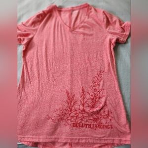 DULUTH TRADING Ladies TEE Size Small Short Sleeves Smoke Free Home